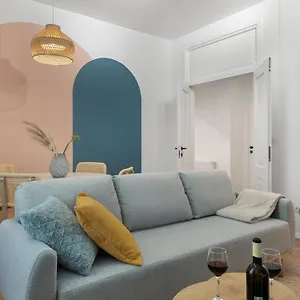 Vd Boutique No 1 Бухарест